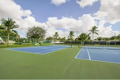 9709 Sunny Isle Circle, Boca Raton, FL 33428 - Photo 19