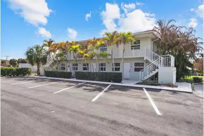 2319 Tamarind Drive #102, Fort Pierce, FL 34949 - Photo 3