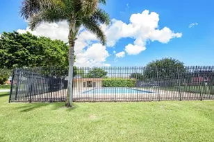 3861 Victoria Dr, West Palm Beach, FL 33406 - Photo 15
