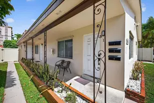 1037 N Victoria Park Rd, Fort Lauderdale, FL 33304 - Photo 1