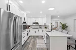 3952 SE Fairway W, Stuart, FL 34997 - Photo 17