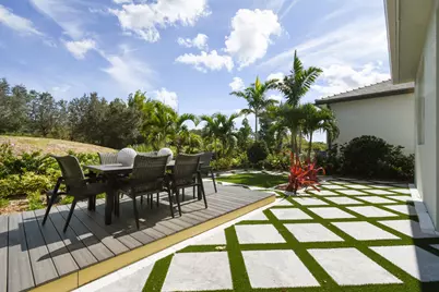 132 SE Via Tirso, Port Saint Lucie, FL 34952 - Photo 17