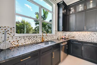 132 SE Via Tirso, Port Saint Lucie, FL 34952 - Photo 3