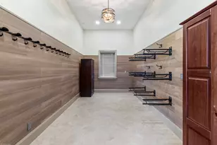 16219 Hollow Tree Ln, Wellington, FL 33470 - Photo 9