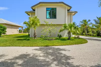 16219 Hollow Tree Lane, Wellington, FL 33470 - Photo 11