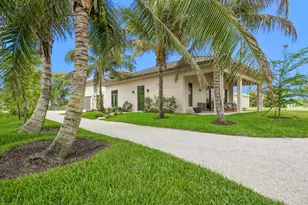 16219 Hollow Tree Ln, Wellington, FL 33470 - Photo 41