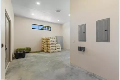 16219 Hollow Tree Lane, Wellington, FL 33470 - Photo 11