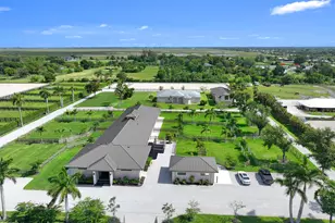 16219 Hollow Tree Ln, Wellington, FL 33470 - Photo 15