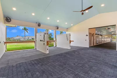 16219 Hollow Tree Lane, Wellington, FL 33470 - Photo 9