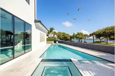 706 Lakeside Circle, North Palm Beach, FL 33408 - Photo 7