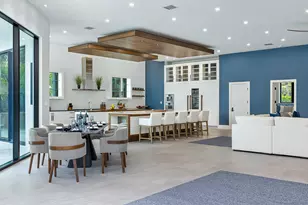 706 Lakeside Cir, North Palm Beach, FL 33408 - Photo 7