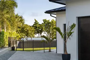 706 Lakeside Cir, North Palm Beach, FL 33408 - Photo 35