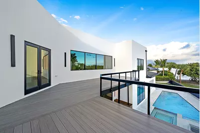 706 Lakeside Circle, North Palm Beach, FL 33408 - Photo 19
