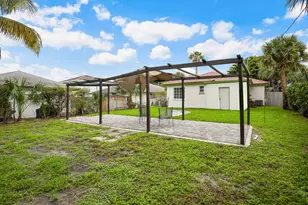 441 20th St, West Palm Beach, FL 33407 - Photo 25