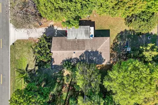 5210 Palm Dr, Fort Pierce, FL 34982 - Photo 5