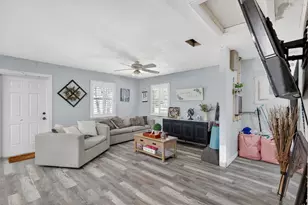 5210 Palm Dr, Fort Pierce, FL 34982 - Photo 13