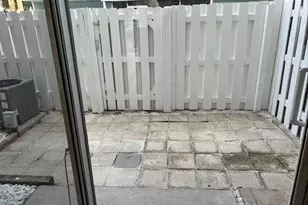 2593 NE 15th St, Pompano Beach, FL 33062 - Photo 7