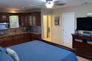 2740 NE 10th St, Pompano Beach, FL 33062 - Photo 15