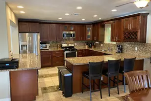 2740 NE 10th St, Pompano Beach, FL 33062 - Photo 9