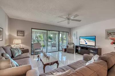 12871 Briarlake Drive #204, Palm Beach Gardens, FL 33418 - Photo 5