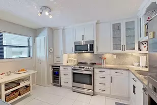 12871 Briarlake Dr, Palm Beach Gardens, FL 33418 - Photo 11