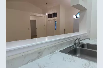 914 SW Cecil Lane, Port Saint Lucie, FL 34953 - Photo 9