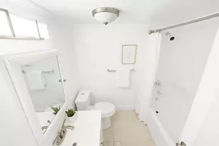 1021 NE 24th Ave, Pompano Beach, FL 33062 - Photo 5