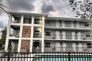 1021 NE 24th Ave, Pompano Beach, FL 33062 - Photo 9