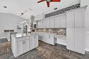 2800 SW Montego Terrace, Stuart, FL 34997 - Photo 9