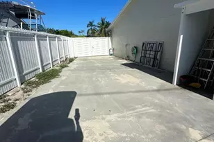 1077 Fernlea Dr, West Palm Beach, FL 33417 - Photo 15