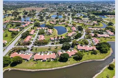 5942 Parkwalk Circle W, Boynton Beach, FL 33472 - Photo 3