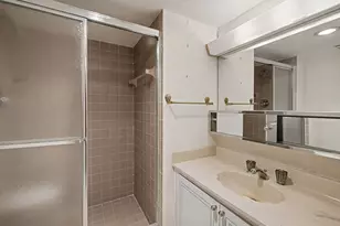 198 NW 67th St, Boca Raton, FL 33487 - Photo 13