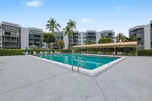 198 NW 67th St, Boca Raton, FL 33487 - Photo 15