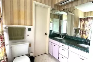 2316 Bacom Point Rd, Pahokee, FL 33476 - Photo 7