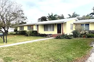 2316 Bacom Point Rd, Pahokee, FL 33476 - Photo 1