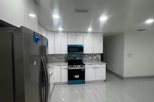 3401 Evergreen, Palm Springs, FL 33461 - Photo 13