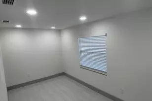 3401 Evergreen, Palm Springs, FL 33461 - Photo 35