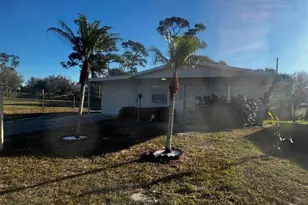 3401 Evergreen, Palm Springs, FL 33461 - Photo 5