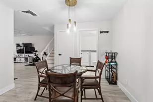 2842 SW Lakemont Pl, Palm City, FL 34990 - Photo 9