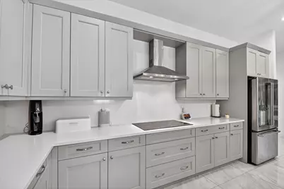 3089 Bellflower Circle, West Palm Beach, FL 33401 - Photo 11