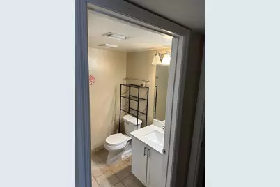 4197 N Haverhill Road #215, West Palm Beach, FL 33417 - Photo 17