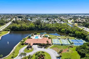 5942 Parkwalk Cir W, Boynton Beach, FL 33472 - Photo 29