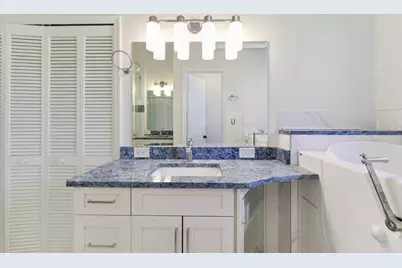 5942 Parkwalk Circle W, Boynton Beach, FL 33472 - Photo 17