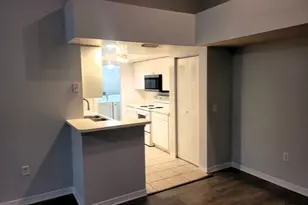 4197 N Haverhill Rd, West Palm Beach, FL 33417 - Photo 7