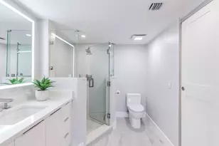 201 S Seas Dr, Jupiter, FL 33477 - Photo 11