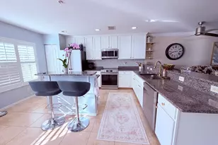 1890 SE Interlachen Dr, Port Saint Lucie, FL 34952 - Photo 7