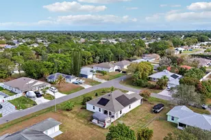 1302 SE Naples Ln, Port Saint Lucie, FL 34983 - Photo 41