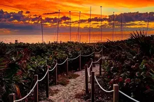 20 Colonial Club Dr, Boynton Beach, FL 33435 - Photo 41