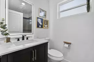 701 37th St, West Palm Beach, FL 33407 - Photo 25