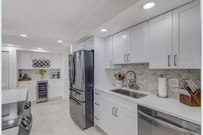 5440 N Ocean Drive #1502, Singer Island, FL 33404 - Photo 5